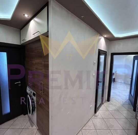 Двустаен апартамент на комуникативна локация в ж.к. Изгрев -  - снимка 5 - Имоти Премиер