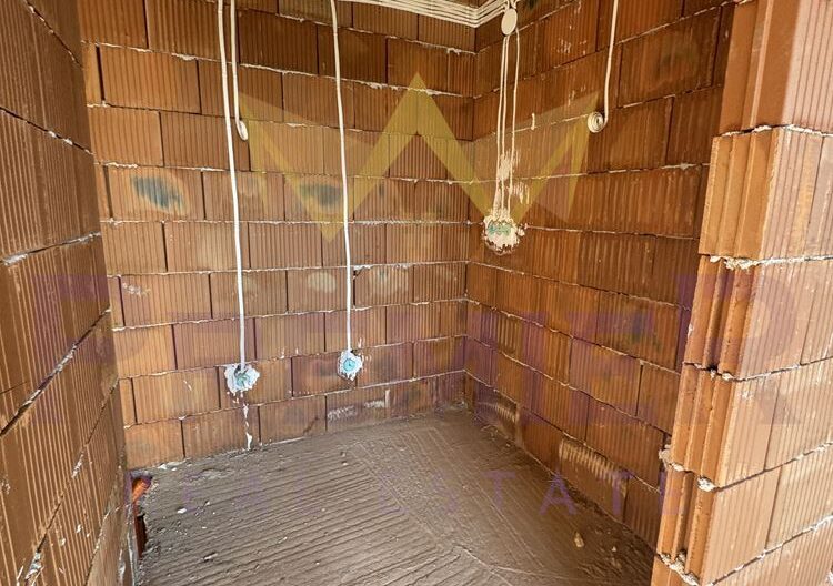 Агенция за недвижими имоти - Имоти Премиер - имот - 1063298, Цена: 155000 EUR