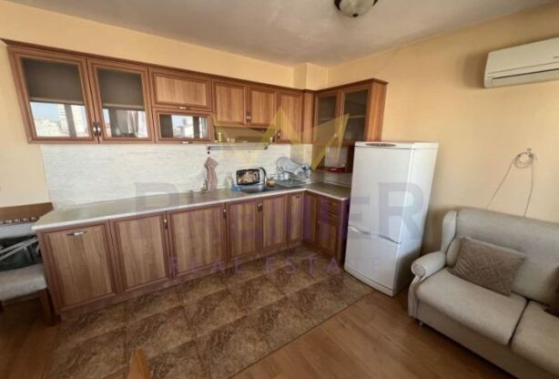 Агенция за недвижими имоти - Имоти Премиер - имот - 1041943, Цена: 450 EUR