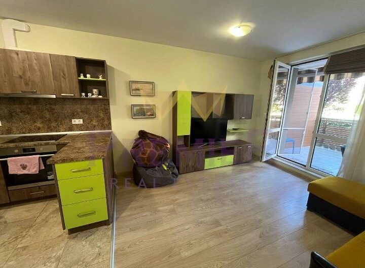 Двустаен апартамент в кв. Сарафово - - снимка 3 - Имоти Премиер