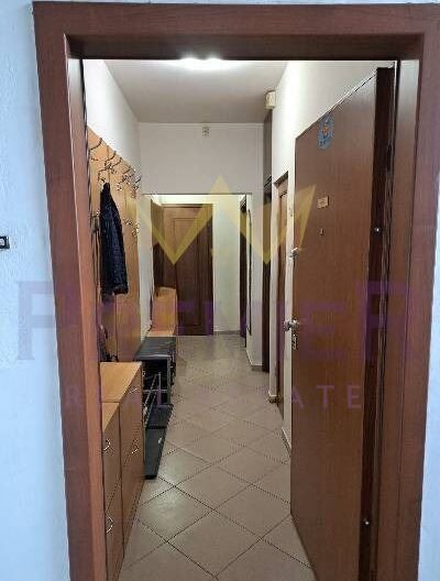 Двустаен апартамент в квартал Толстой -  - снимка 12 - Имоти Премиер