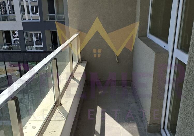 Двустаен апартамент в ж.к Изгрев, гр.Бургас - - снимка 11 - Имоти Премиер