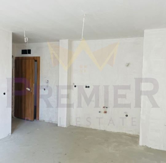 Агенция за недвижими имоти - Имоти Премиер - имот - 1037595, Цена: 120000 EUR