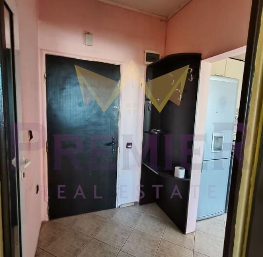 Двустаен апартамент в ж.к. Надежда 3 -  - снимка 3 - Имоти Премиер