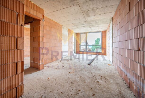 Агенция за недвижими имоти - Имоти Премиер - имот - 1052004, Цена: 95000 EUR