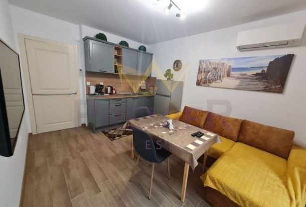 Агенция за недвижими имоти - Имоти Премиер - имот - 990045, Цена: 680 EUR