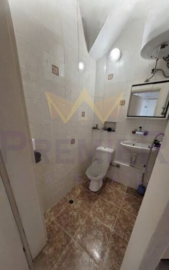 ДВУСТАЕН АПАРТАМЕНТ ВИНС-ЧЕРВЕН ПЛОЩАД - - снимка 3 - Имоти Премиер