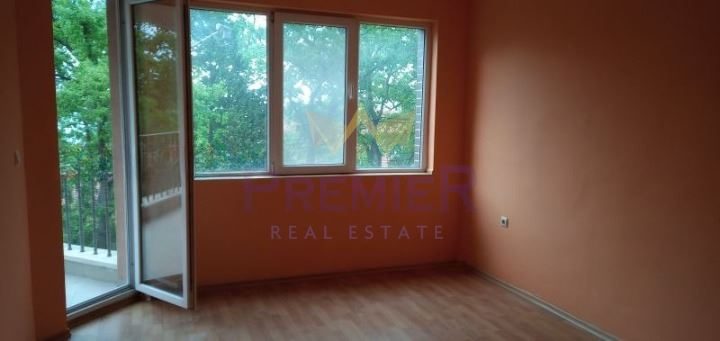 Агенция за недвижими имоти - Имоти Премиер - имот - 1031124, Цена: 88000 EUR