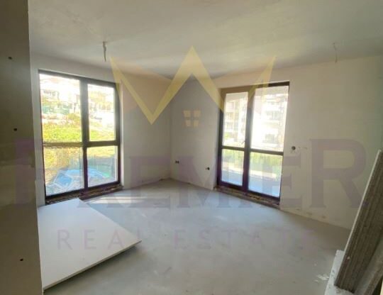 Агенция за недвижими имоти - Имоти Премиер - имот - 1101794, Цена: 155000 EUR