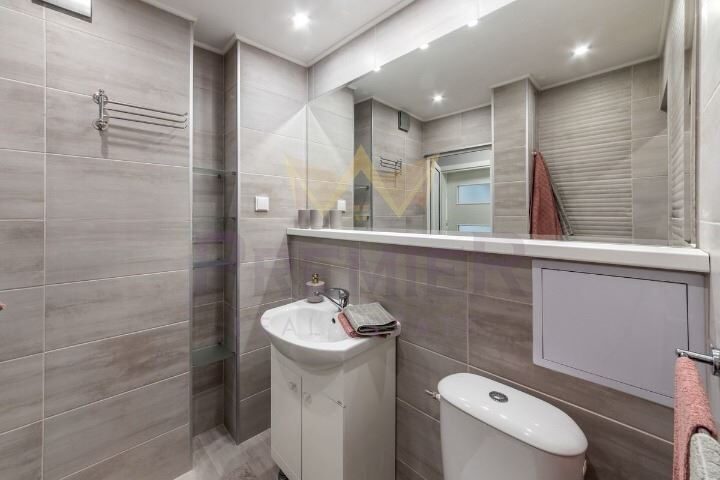 Двустаен напълно обзаведен апартамент -  - снимка 8 - Имоти Премиер