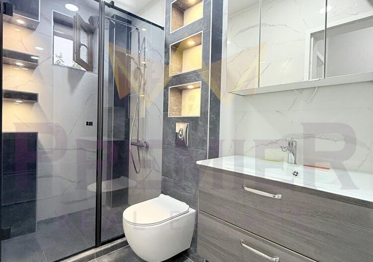 Двустаен напълно обзаведен апартамент в кв. Бриз - - снимка 8 - Имоти Премиер