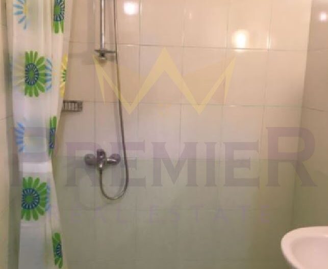 ДВУСТАЕН С ДВЕ ПАРКОМЕСТА КВ ЛЕВСКИ -  - снимка 7 - Имоти Премиер