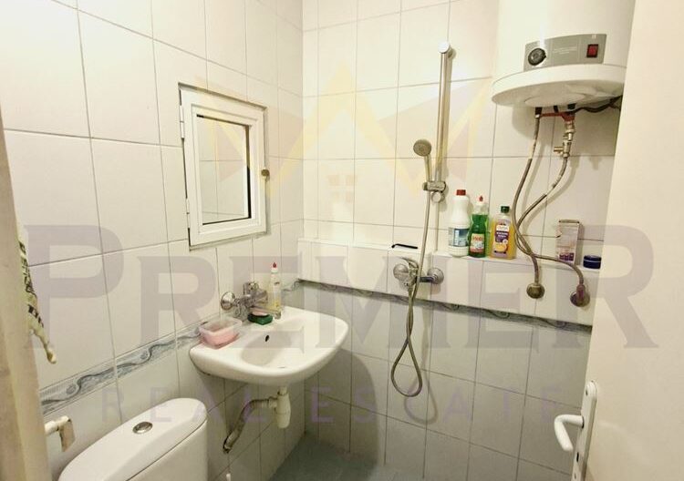 Двустаен ж.к. Вл. Варненчик -  - снимка 4 - Имоти Премиер