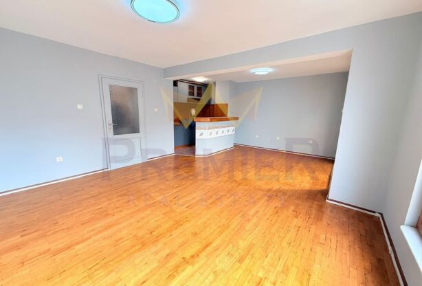 Агенция за недвижими имоти - Имоти Премиер - имот - 1094859, Цена: 135000 EUR