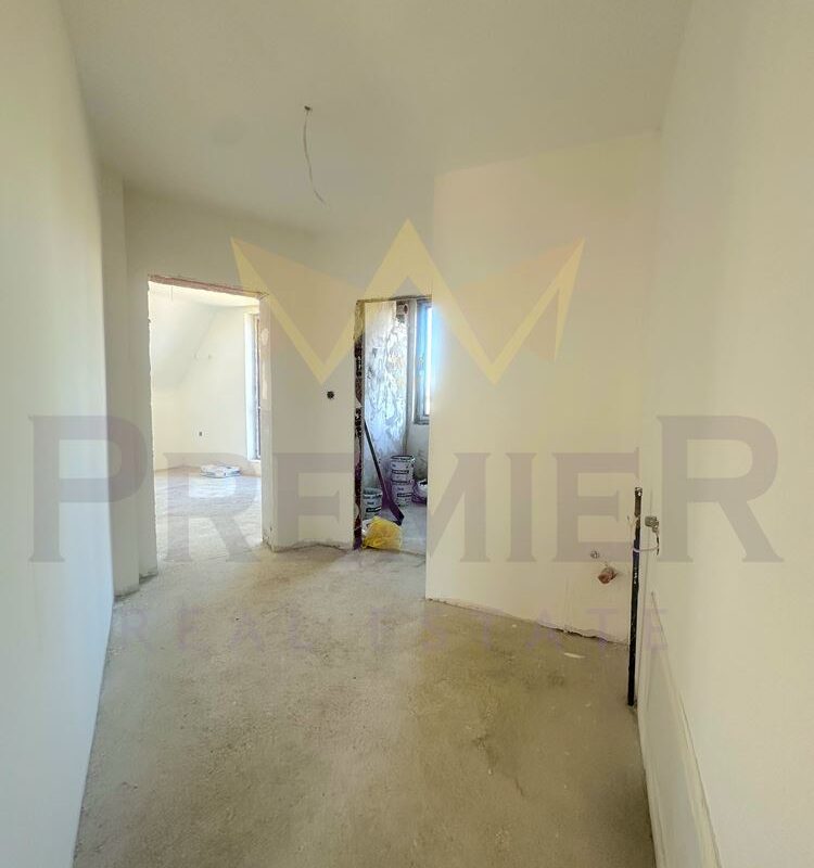 Тристаен апартамент в кв.Витоша - ИМОТИ ПРЕМИЕР - Агенция за недвижими имоти