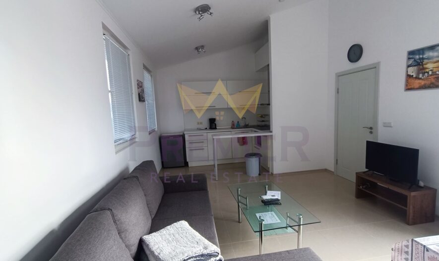 Едноетажна стилна къща тип близнак с дврор и морска панорам край с. Кранево, общ. Балчик, обл. Добрич - - снимка 3 - Имоти Премиер