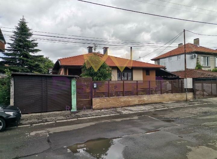 Агенция за недвижими имоти - Имоти Премиер - имот - 1039989, Цена: 220000 EUR