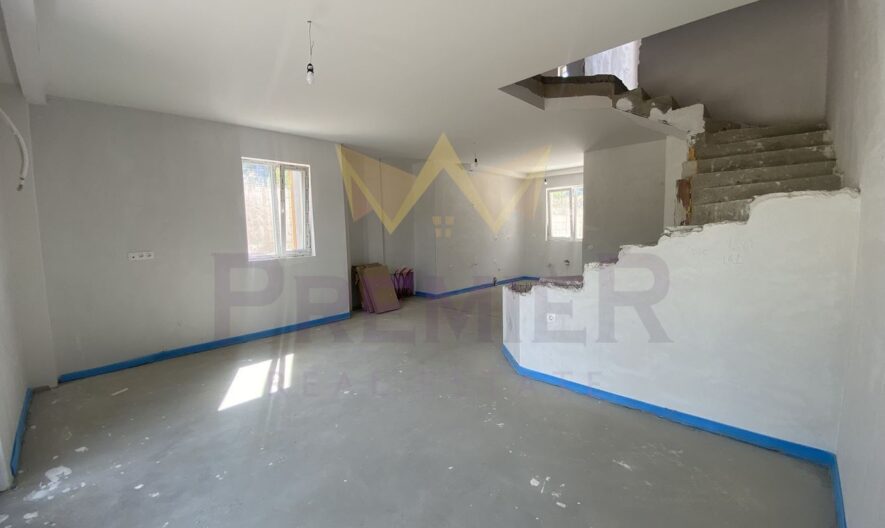 Еднофамилна къща в гр. Велинград -  - снимка 5 - Имоти Премиер