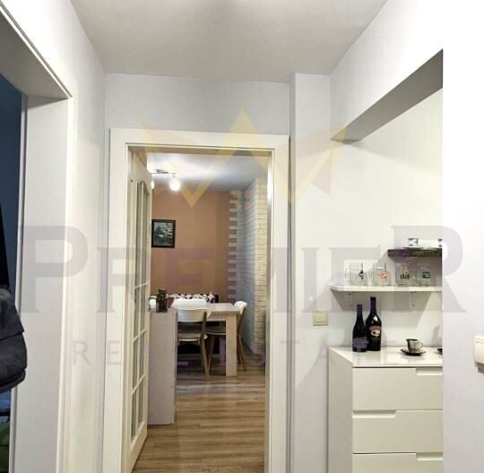 Елегантен двустаен апартамент с изключителна локация в кв. Бояна -  - снимка 6 - Имоти Премиер