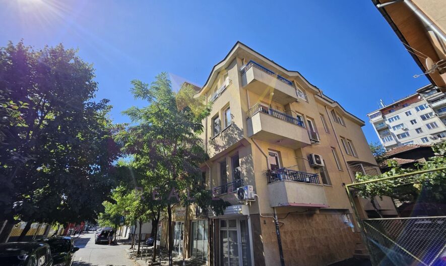 Елегантен тристаен апартамент в кв.Оборище -  - снимка 16 - Имоти Премиер