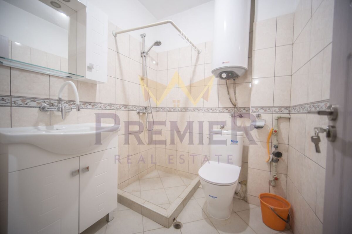 ДВУСТАЕН АПАРТАМЕНТ, КОЛХОЗЕН ПАЗАР - ИМОТИ ПРЕМИЕР - Агенция за недвижими имоти