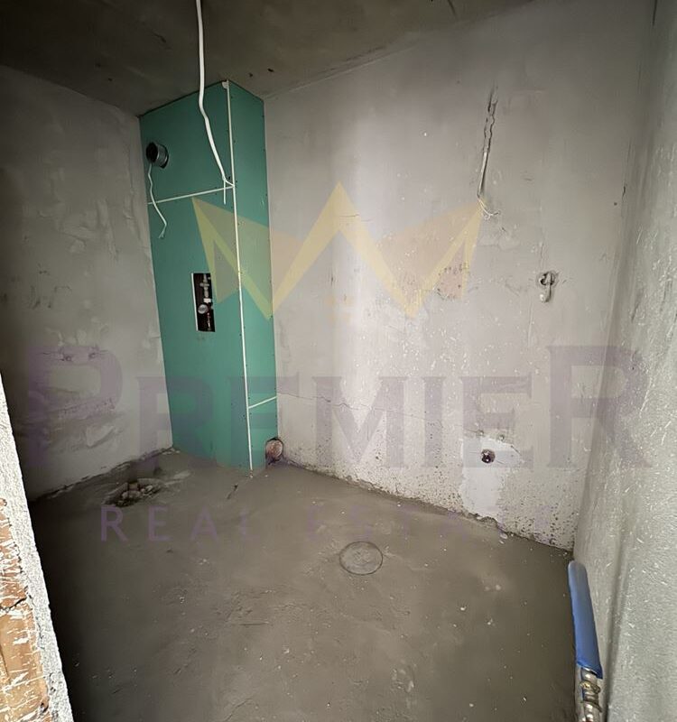 Тристаен апартамент Полигона - ИМОТИ ПРЕМИЕР - Агенция за недвижими имоти