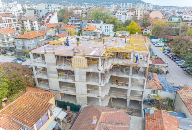 Агенция за недвижими имоти - Имоти Премиер - имот - 1054444, Цена: 124900 EUR