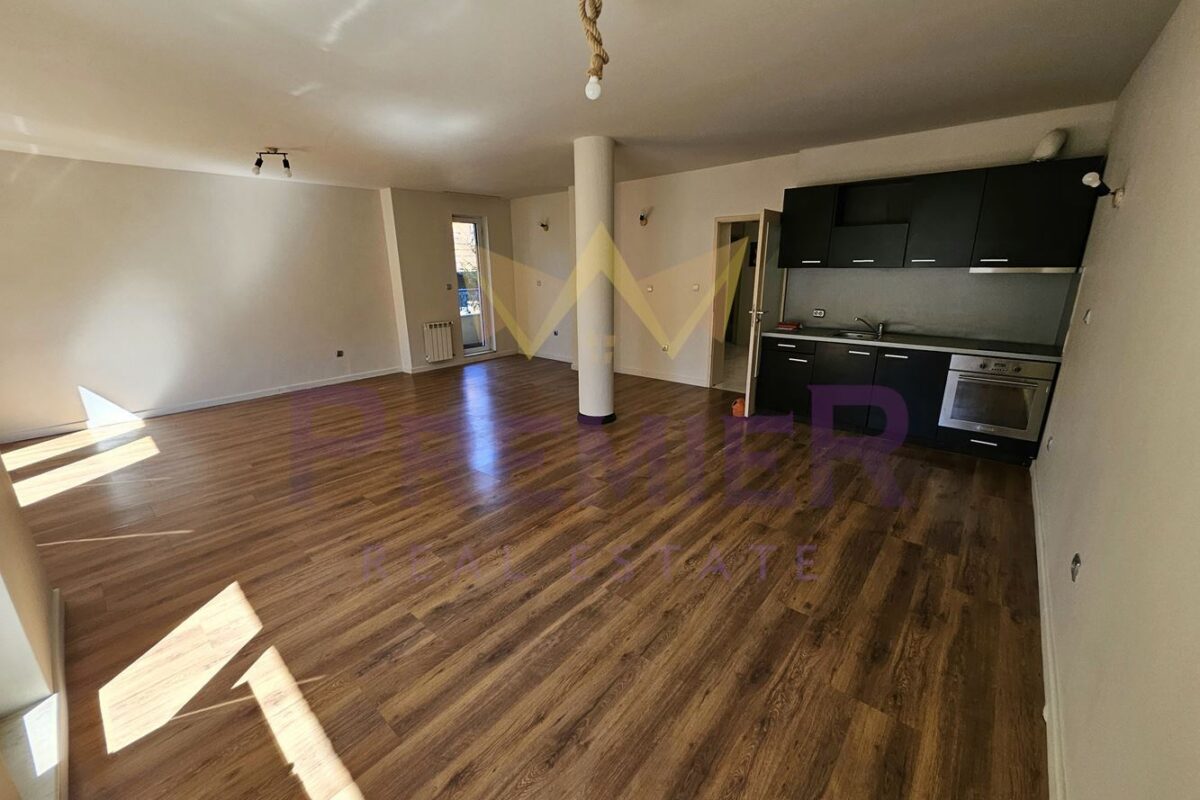 Елегантен тристаен апартамент в кв.Оборище - ИМОТИ ПРЕМИЕР - Агенция за недвижими имоти