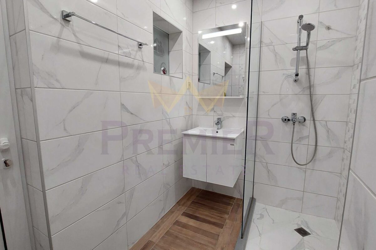 ТРИСТАЕН АПАРТАМЕНТ, ЛЯТНО КИНО ТРАКИЯ. - ИМОТИ ПРЕМИЕР - Агенция за недвижими имоти