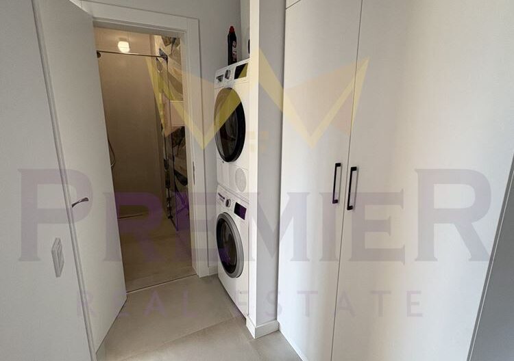 Голям тристаен апартамент, кв. Галата, гр. Варна - - снимка 12 - Имоти Премиер