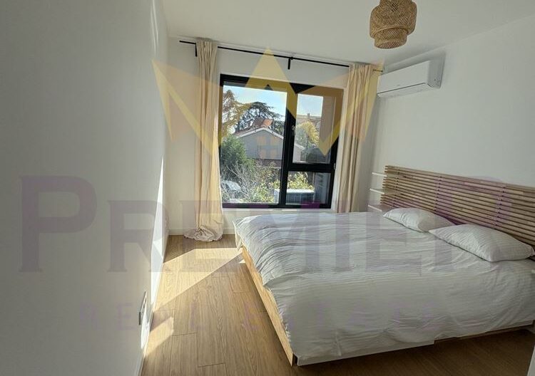 Голям тристаен апартамент, кв. Галата, гр. Варна - - снимка 7 - Имоти Премиер