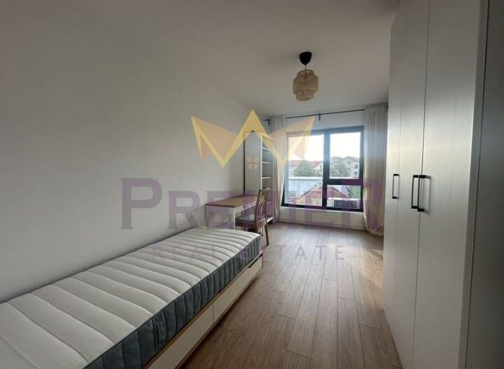 Голям тристаен апартамент, кв. Галата, гр. Варна - - снимка 8 - Имоти Премиер