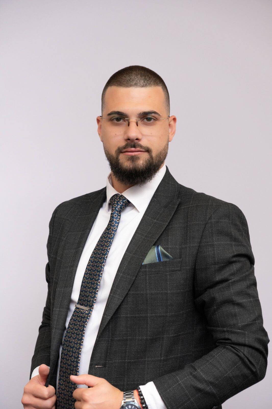 Христомир Доганов - ИМОТИ ПРЕМИЕР - Агенция за недвижими имоти