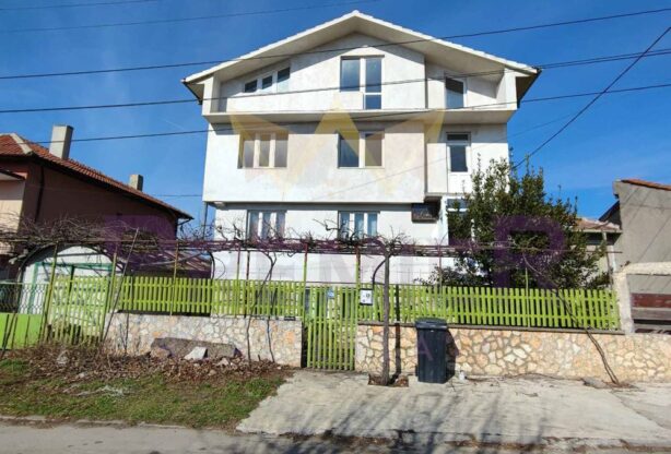 Имоти Премиер - имот - 743327, Площ: 360 м<sup>2</sup>, Цена: 225000 EUR