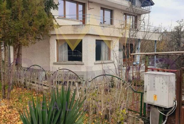 Имоти Премиер - имот - 845672, Площ: 240 м<sup>2</sup>, Цена: 157900 EUR