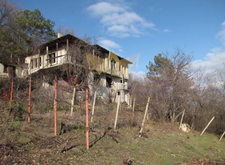 Имоти ПРЕМИЕР предлага за продажба вила в м-т Манастирски Рид област Варна -  - снимка 4 - Имоти Премиер