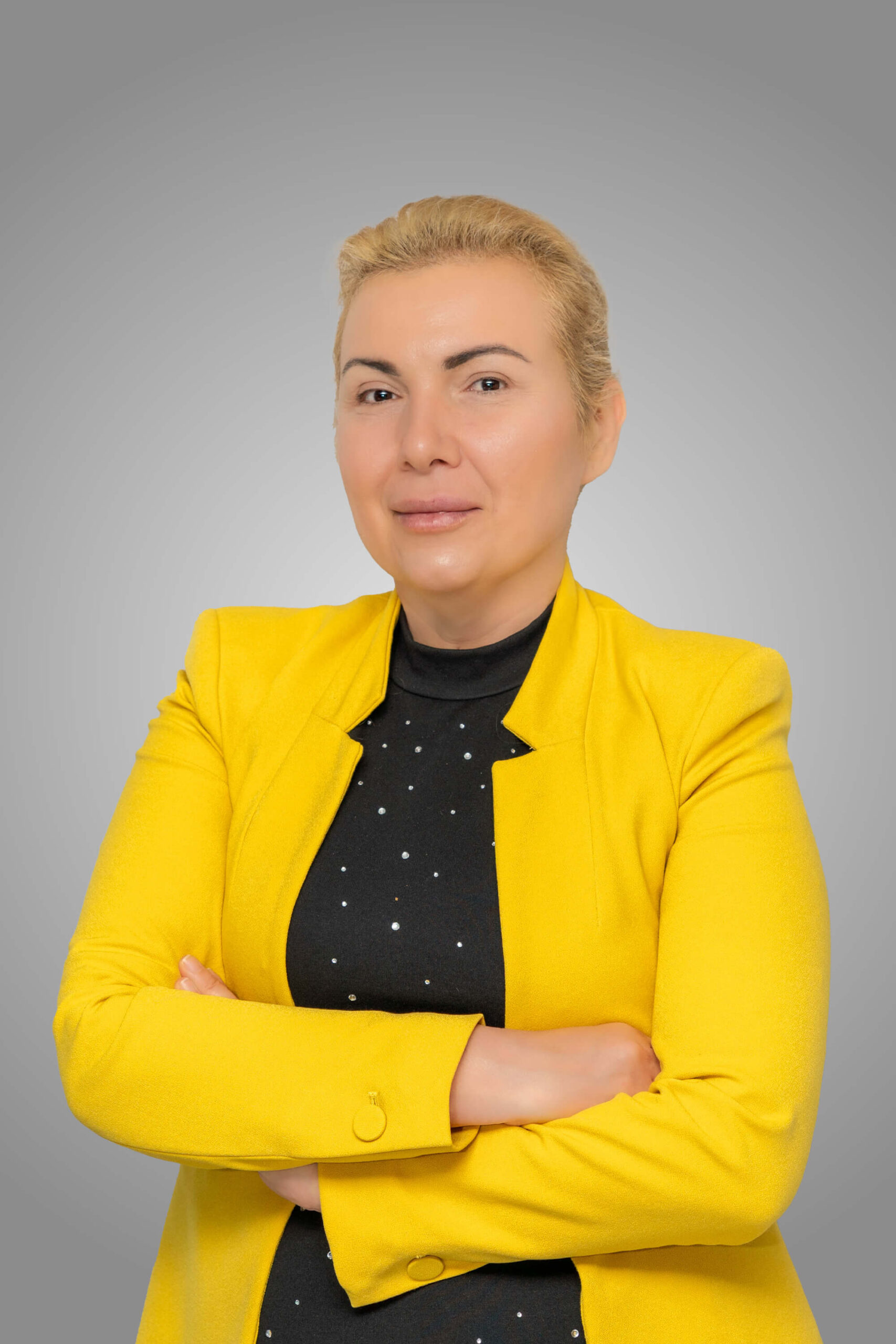 Ивелина Стоянова - ИМОТИ ПРЕМИЕР - Агенция за недвижими имоти