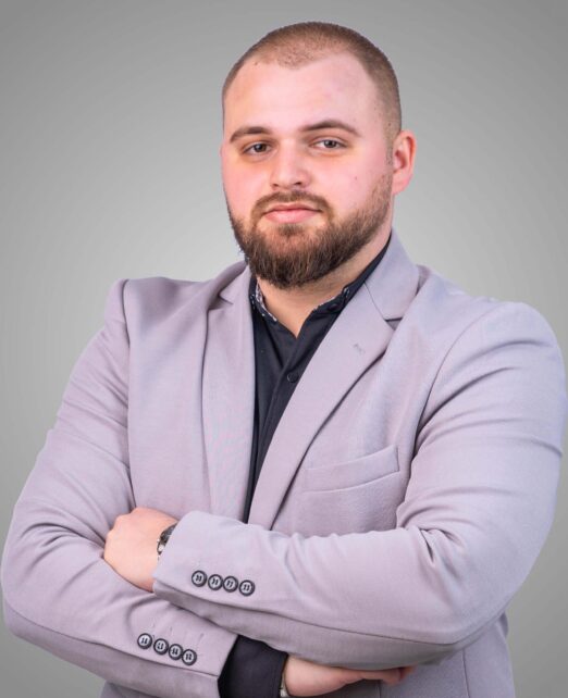 Калоян Петров - ИМОТИ ПРЕМИЕР - Агенция за недвижими имоти