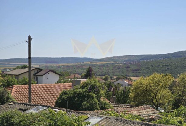 Агенция за недвижими имоти - Имоти Премиер - имот - 1043722, Цена: 78000 EUR
