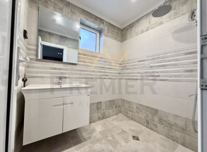 Къща 3 ет. с отделни входове в кв. Виница, гр. Варна - - снимка 7 - Имоти Премиер