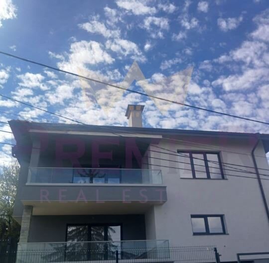 Агенция за недвижими имоти - Имоти Премиер - имот - 1101171, Цена: 650000 EUR