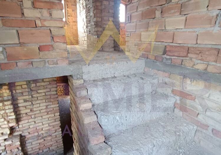 Къща гр. Вълчи дол, обл. Варна -  - снимка 9 - Имоти Премиер