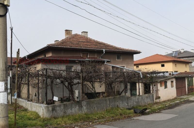 Агенция за недвижими имоти - Имоти Премиер - имот - 1048253, Цена: 235999 EUR