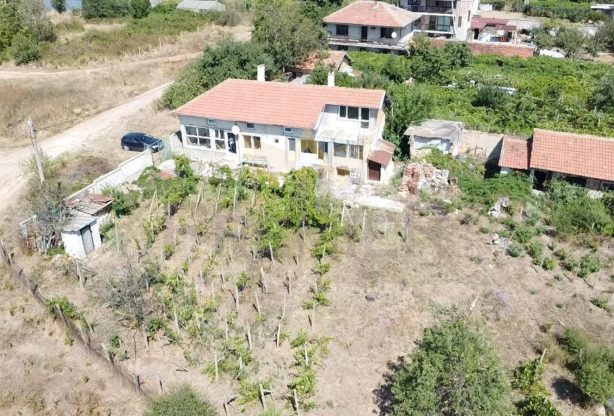 Агенция за недвижими имоти - Имоти Премиер - имот - 959205, Цена: 145000 EUR