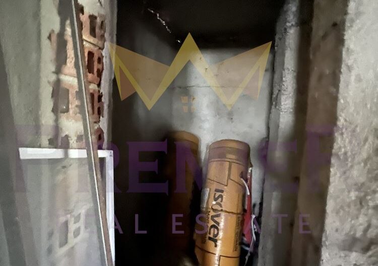 КЪЩА с двор и гараж за 2 автомобила с. Старо Оряхово -  - снимка 14 - Имоти Премиер