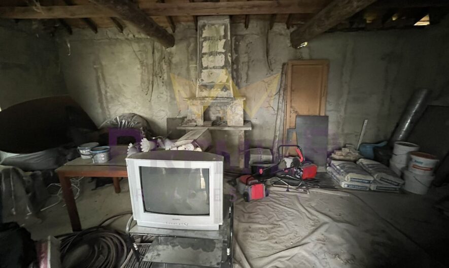 КЪЩА с двор и гараж за 2 автомобила с. Старо Оряхово -  - снимка 19 - Имоти Премиер