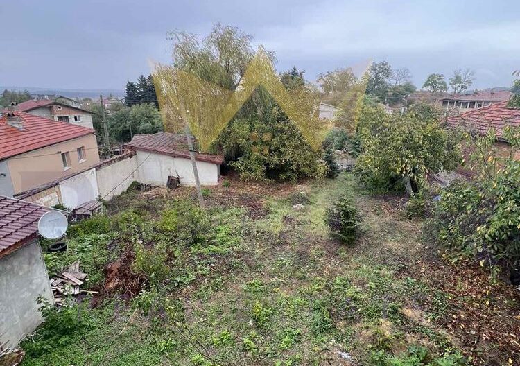 КЪЩА с двор и гараж за 2 автомобила с. Старо Оряхово -  - снимка 25 - Имоти Премиер