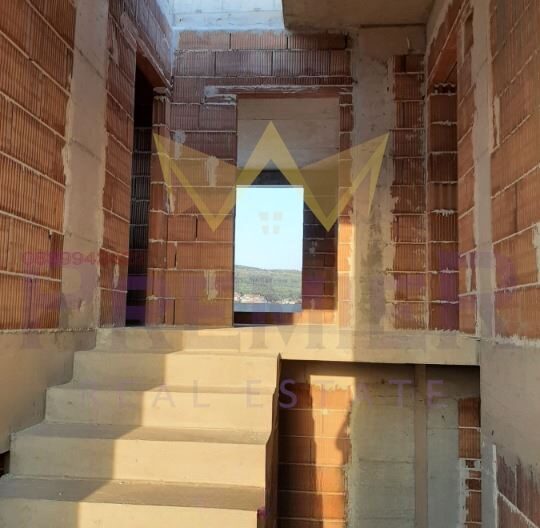 Къща в град Аксаково -  - снимка 4 - Имоти Премиер