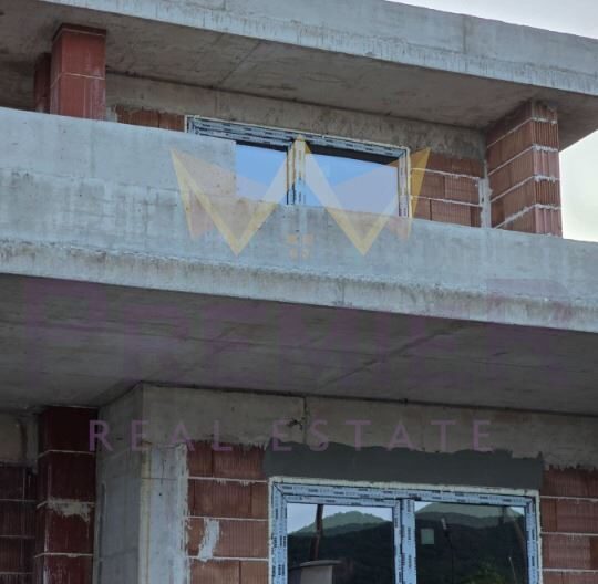 Къща в град Аксаково -  - снимка 7 - Имоти Премиер