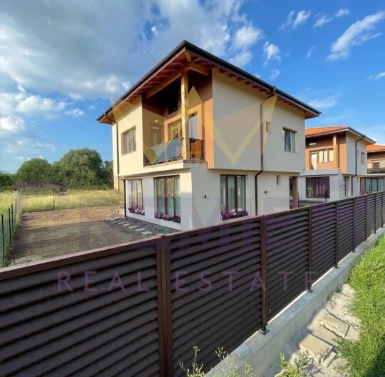 Агенция за недвижими имоти - Имоти Премиер - имот - 1077922, Цена: 329000 EUR